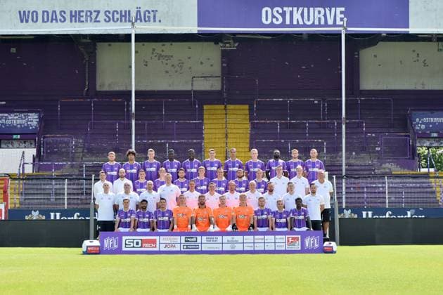 VfL Osnabrück 2 BL, portrait date 2023 2024, team photo hi row v li Leandro Putaro, Yigit Karademir, Lukas Kunze, Maxwell Gyamfi, Kwasi Okyere Otschi Wriedt, Maximilian Thalhammer, Emeka Oduah, Niklas Wiemann, Paterson Chato, Jannes Wulff, Timo Beermann 3 row v li Sports Director Amir Shapourzadeh, Head of Licensing Julius Ohnesorge, Erik Engelhardt, Florian Bähr Baehr, Charalampos Makridis, Oliver Wähling Waehling, Robert Tesche, Dave Gnaase, Manuel Haas, Reha Trainer Tim Schütte Schuette, Team Manager Leon Seelhöfer Seelhoefer, Witness Mario Richter 2nd row from left Team Doctor Clemens Kruse, Team doctor Thomas Herzig, Game analyst Jonas Imkamp, Goalkeeper coach Marcel Höttecke Hoettecke, Co coach Tim Danneberg, Coach Tobias Schweinsteiger, Co coach Martin Heck, Athletics coach Mathis Beckmann, Physiotherapist Sebastian Schwermann, Physiotherapist Jannik Weber, Physiotherapist Lennart Bartling 1 row from left Florian Kleinhansl, Noel Niemann, Bashkim Aldini, Goalkeeper Daniel Adamczyk, Goalkeeper Philipp Kühn Kuehn, Goalkeeper Lennart Grill, Goalkeeper Luca Böggemann Boeggemann, Henry Rorig, Lars Kehl, Charalampos Makridis Osnabrueck Missing Kevin Wiethaup MT