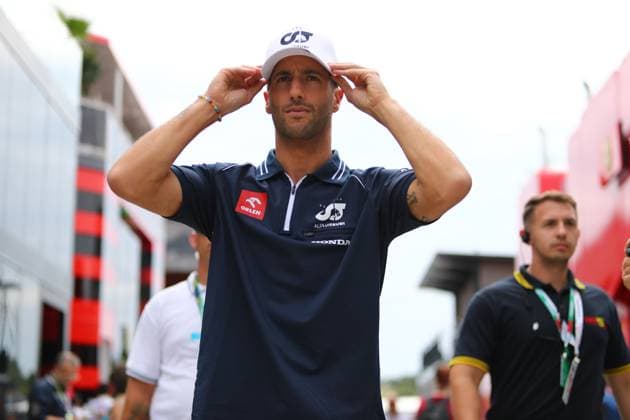 Formula 1 Championship - 2023 Formula 1 Qatar Airways Hungarian Grand Prix, Formula One World Championship, WM, Weltmeisterschaft - Paddock and Free Practice Daniel Ricciardo (AUS) Scuderia AlphaTauri& xA;& xA;on Paddock, Friday Jul21, FORMULA 1 QATAR AIRWAYS HUNGARIAN GRAND PRIX 2023 - Jul21 to Jul23 2023 Hungaroring, Budapest, Hungary during 2023 Formula 1 Qatar Airways Hungarian Grand Prix, Formula One World Championship - Paddock and Free Practice, Formula 1 Championship in Mogyorod, Hungary, July 21 2023 Mogyorod Hungaroring Hungary Copyright: xAlessioxDexMarcox xLiveMediax LPS_1002574