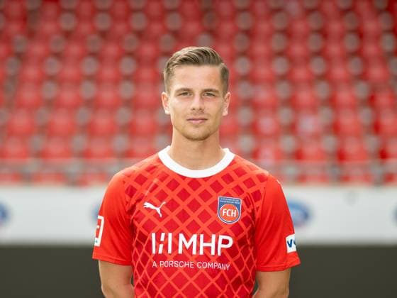 Tim Koether FC Heidenheim, 26 , GER, FC Heidenheim 1846, Football, 1 Bundesliga, Portraettermin, Spielzeit 2023 2024, 23 07 2023, DFB DFL regulations prohibit any use of photographs as image sequences and or quasi video , GER, FC Heidenheim 1846, Football, 1 Bundesliga, Portraettermin, Spielzeit 2023 2024, 23 07 2023 Heidenheim Copyright: xEibner-Pressefoto SaschaxWaltherx EP_EER