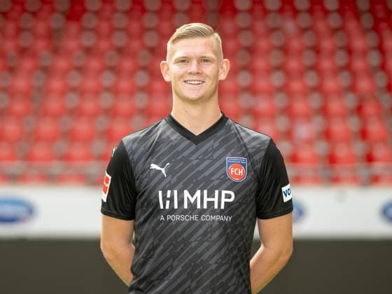 Paul Tschernuth FC Heidenheim, 34 , GER, FC Heidenheim 1846, Football, 1 Bundesliga, Portraettermin, Spielzeit 2023 2024, 23 07 2023, DFB DFL regulations prohibit any use of photographs as image sequences and or quasi video , GER, FC Heidenheim 1846, Football, 1 Bundesliga, Portraettermin, Spielzeit 2023 2024, 23 07 2023 Heidenheim Copyright: xEibner-Pressefoto SaschaxWaltherx EP_EER
