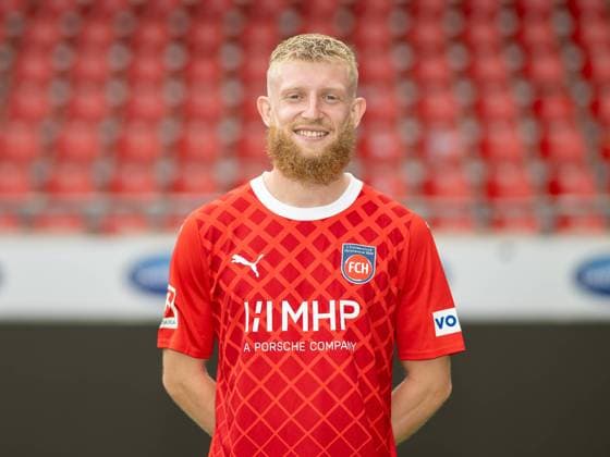 Jan Niklas Beste FC Heidenheim, 37 , GER, FC Heidenheim 1846, Football, 1 Bundesliga, Portraettermin, Spielzeit 2023 2024, 23 07 2023, DFB DFL regulations prohibit any use of photographs as image sequences and or quasi video , GER, FC Heidenheim 1846, Football, 1 Bundesliga, Portraettermin, Spielzeit 2023 2024, 23 07 2023 Heidenheim Copyright: xEibner-Pressefoto SaschaxWaltherx EP_EER