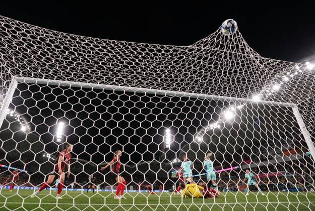 Sport Bilder des Tages Mandatory Credit: Photo by Shutterstock (14029229am) Mary Fowler of Australia scores a goal later disallowed due to offside after the Video Assistant Referee review Canada Women v Australia Women, FIFA Women s World Cup, Group B, International Football, Melbourne Rectangular Stadium, Perth, Australia - 31 July 2023 Canada Women v Australia Women, FIFA Women s World Cup, Group B, International Football, Melbourne Rectangular Stadium, Perth, Australia - 31 July 2023 Copyright: xShutterstockx 14029229am