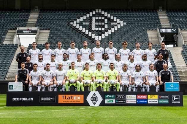 Athletic Coach Nicolas Dyon, Simon Walde, Fabio Chiarodia, Nico Elvedi, Maximilian Woeber, Christoph Kramer, Marvin Friedrich, Tomas Cvancara, Ko Itakura, Julian Weigl, Florian Neuhaus, Assistant Coach Guido Streichsbier middle row L R Assistant Coach Oliver Neuville, Franck Honorat, Grant Leon Ranos, Nathan Ngoumou, Patrick Herrmann, Luca Netz, Manu Kone, Joe Scally, Tony Jantschke, Alassane Plea, Head Coach Gerardo Seoane first row L R Goalkeeper Coach Fabian Otte, Hannes Wolf, Lukas Ullrich, Oscar Fraulo, Moritz Nicolas, Jan Olschowsky, Jonas Omlin, Tobias Sippel, Robin Hack, Yvandro Borges Sanches, Rocco Reitz, Assistant Coach Patrick Schnarwiler pose during the Team Presentation of Borussia Moenchengladbach at Borussia Park on August 02, 2023 in Moenchengladbach, Germany