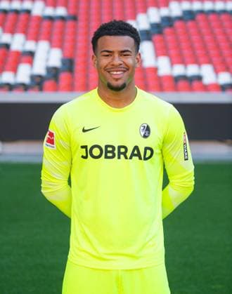 Noah Atubolu SC Freiburg, 31 1 Bundesliga, SC Freiburg, Portraettermin 2023 2024, 10 08 2023, DFL REGULATES PROHIBIT ANY USE OF PHOTOGRAPHS AS IMAGE SEQUENCES AND OR QUASI VIDEO GER, Football, Men, 1 Bundesliga, Season 2023 2024, SC Freiburg, Portraettermin 2023 2024, 10 08 2023, Freiburg im Breisgau. Copyright: xEibner-Pressefoto SilasxSchuellex EP_EER