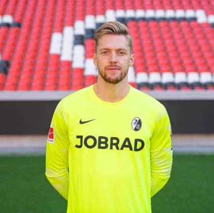 Florian Mueller SC Freiburg, 21 1 Bundesliga, SC Freiburg, Portraettermin 2023 2024, 10 08 2023, DFL REGULATES PROHIBIT ANY USE OF PHOTOGRAPHS AS IMAGE SEQUENCES AND OR QUASI VIDEO GER, Football, Men, 1 Bundesliga, Spielzeit 2023 2024, SC Freiburg, Portraettermin 2023 2024, 10 08 2023, Freiburg im Breisgau Copyright: xEibner-Pressefoto SilasxSchuellex EP_EER