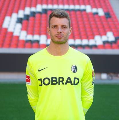 Benjamin Uphoff SC Freiburg, 31 1 Bundesliga, SC Freiburg, Portraettermin 2023 2024, 10 08 2023, DFL REGULATES PROHIBIT ANY USE OF PHOTOGRAPHS AS IMAGE SEQUENCES AND OR QUASI VIDEO GER, Football, Men, 1 Bundesliga, Spielzeit 2023 2024, SC Freiburg, Portraettermin 2023 2024, 10 08 2023, Freiburg im Breisgau Copyright: xEibner-Pressefoto SilasxSchuellex EP_EER