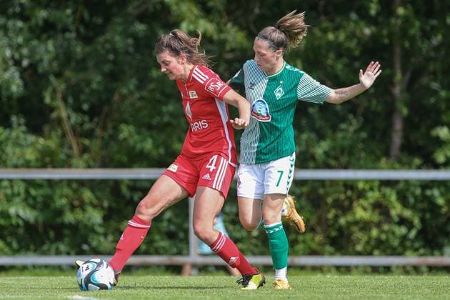 f li Marie Becker 1 FC Union Berlin, 4 and Lisa Josten SV Werder Bremen, 7 in duel, duel, dynamics, action, game scene, 13 08 2023, Ostereistedt Germany , football, test match women, 1 FC Union Berlin SV Werder Bremen xobx