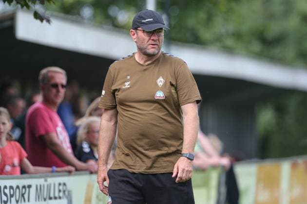 v li Thomas Horsch coach, head coach, SV Werder Bremen portrait, close-up, single photo, single image, 13 08 2023, Ostereistedt Germany , football, test match women, 1 FC Union Berlin SV Werder Bremen xobx