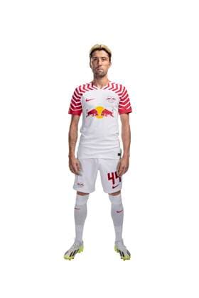 Kevin Kampl RB Leipzig portrait appointment season 2023 2024, men, 1 BL, RB Leipzig, portrait, introduction, presentation, press appointment, soccer, GER, RedBull, Red Bull, RBL shooting, studio, studio shooting, freisteller, xptt