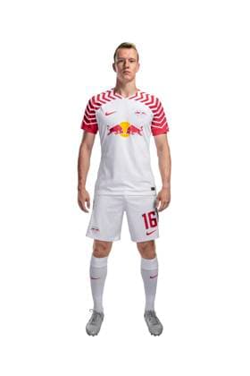 Lukas Klostermann RB Leipzig portrait appointment season 2023 2024, men, 1 BL, RB Leipzig, portrait, introduction, presentation, press appointment, soccer, GER, RedBull, Red Bull, RBL shooting, studio, studio shooting, freisteller, xptt