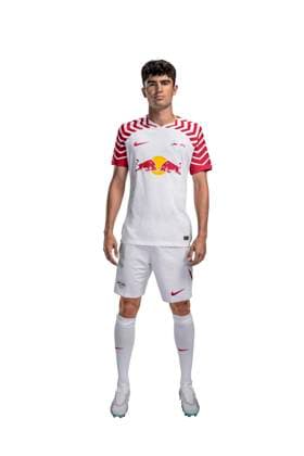 Hugo Novoa RB Leipzig portrait appointment season 2023 2024, men, 1 BL, RB Leipzig, portrait, introduction, presentation, press appointment, soccer, GER, RedBull, Red Bull, RBL shooting, studio, studio shooting, freisteller, xptt