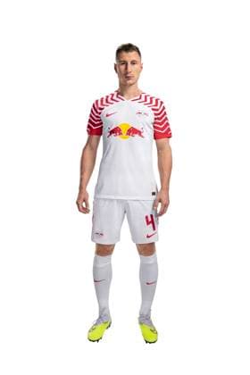 Willi Orban RB Leipzig portrait appointment season 2023 2024, men, 1 BL, RB Leipzig, portrait, introduction, presentation, press appointment, soccer, GER, RedBull, Red Bull, RBL shooting, studio, studio shooting, freisteller, xptt
