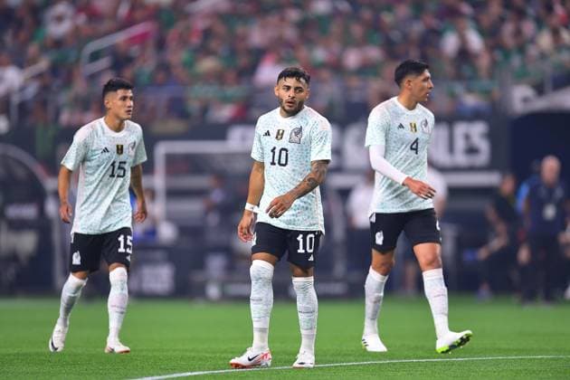 RECORD DATE NOT STATED Seleccion Mexicana 2023 Mexico vs Australia Uriel Antuna, Alexis Vega of Mexico during the game Mexico (Mexican national team, Nationalteam vs Australian National Team, International Friendly, Länderspiel, Nationalmannschaft at the AT-T Stadium, on September 9, 2023. <br><br> Uriel Antuna, Alexis Vega de Mexico durante el partido Mexico (Seleccion Mexicana) vs Australia, Amistoso Internacional, en el Estadio AT-T, el 9 de septiembre de 2023. ARLINGTON CDMXTEXAS ESTADOS UNIDOS Copyright: xAdrianxMaciasx 20230909220707_SMN_23_AM_MEX_AUS_VEGA182