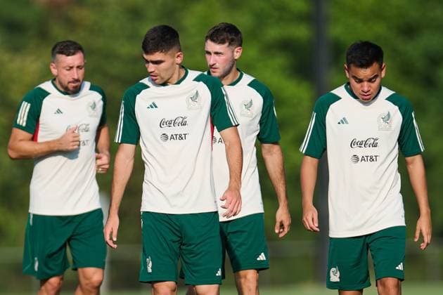 RECORD DATE NOT STATED Seleccion Mexicana 2023 Mexico team Training Session Hector Herrera, Johan Vasquez, Santiago Gimenez, Carlos Rodriguez during the Mexican national team, Nationalteam (Mexico) Training prior to the International Friendly, Länderspiel, Nationalmannschaft match against the Uzbekistan National Team, at Childrens Healthcare of Atlanta Training Ground, on September 11, 2023. <br><br> Hector Herrera, Johan Vasquez, Santiago Gimenez, Carlos Rodriguez durante el Entrenamiento de la Seleccion de Mexico (Seleccion Mexicana) previo al partido amistoso internacional contra la Seleccion de Uzbekistan, en el Campo de Entrenamiento de Atencion Medica infantil de Atlanta, el 11 de septiembre de 2023. ATLANTA GEORGIA ESTADOS UNIDOS Copyright: xJorgexMartinezx 20230911174737_SMN_23_MEX_TRAI_VASQUEZ53