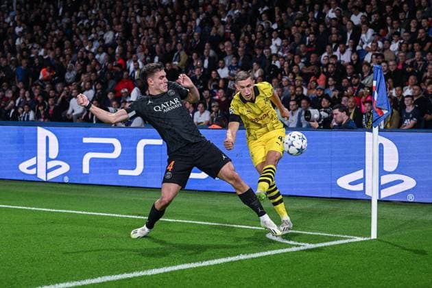 19 09 2023, Football, 2023 2024 season, UCL, UEFA Champions League, Group stage, Matchday 1, Paris St Germain Borussia Dortmund, v l Manuel Ugarte Paris Saint Germain , Nico Schlotterbeck Borussia Dortmund , Paris Parc de Princes France xRHR PHOTO DEx Copyright: TeresaxKröger RHR-FOTOx RHR-FOTO DE