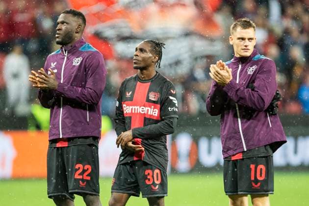UEFA Europa League, Bayer Leverkusen BK Haecken, 21 09 2023 Victor BONIFACE Bayer 04 Leverkusen, 22 Jeremie FRIMPONG Bayer 04 Leverkusen, 30 and Florian WIRTZ Bayer 04 Leverkusen, 10 applaud the fans, UEFA Europa League, Bayer 04 Leverkusen BK Haecken, 1 group match, on 21 09 2023, BayArena, Leverkusen DFL regulations prohibit any use of photographs as image sequences and or quasi video Copyright: xBEAUTIFULxSPORTS Meuselx