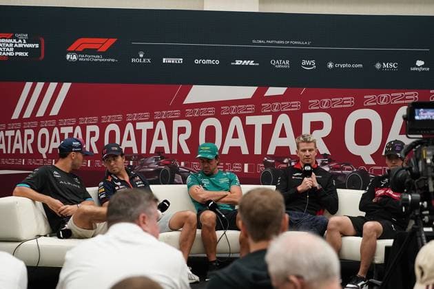 05 10 2023, Losail International Circuit, Doha, Formula 1 Qatar Airways Qatar Grand Prix 2023 ,in picture Pierre Gasly FRA , BWT Alpine F1 Team, Sergio Perez MEX , Oracle Red Bull Racing, Fernando Alonso ESP , Aston Martin Aramco Cognizant Formula One Team, Nico Hülkenberg DEU , Moneygram Haas F1 Team, Guanyu Zhou CHN , Alfa Romeo F1 Team Stake Doha Losail International Circuit Qatar eu-images-506