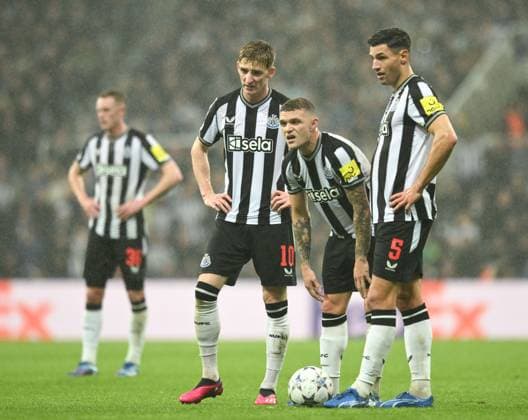 EDITORIAL USE ONLY No use with unauthorised audio, video, data, fixture lists, club league logos or live services. Online in-match use limited to 120 images, no video emulation. No use in betting, games or single club league player publications. Newcastle United v Borussia Dortmund, UEFA Champions League, Group F, Football, St James Park, Newcastle, UK - 25 Oct 2023 EDITORIAL USE ONLY No use with unauthorised audio, video, data, fixture lists, club league logos or live services. Online in-match use limited to 120 images, no video emulation. No use in betting, games or single club league player publications. Copyright: xRichardxLee Shutterstockx 14164179az