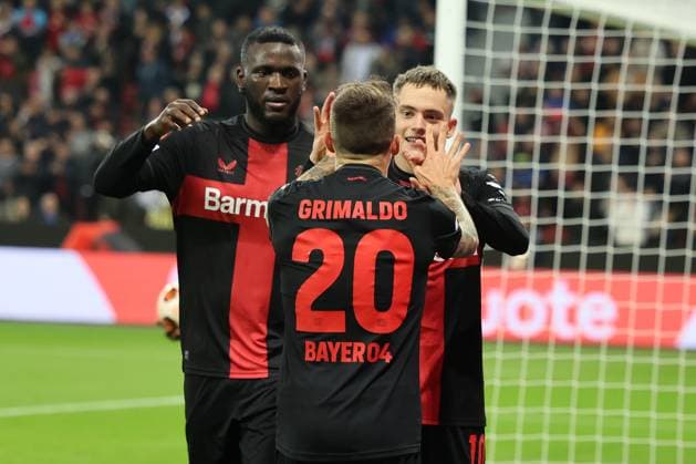 GER, UEFA EL Bayer 04 Leverkusen GER vs Qarabag Agdam AZE 26 10 2023, BayArena, Leverkusen, Europalegue, group stage, matchday 3, GER, UEFA EL Bayer 04 Leverkusen GER vs Qarabag Agdam AZE , pictured goal celebrations cheers cheers, Alejandro Grimaldo Leverkusen 20 , Florian Wirtz Leverkusen 10 , Victor Boniface Leverkusen 22 , nordphotoxGmbHx xMeuter nph00351