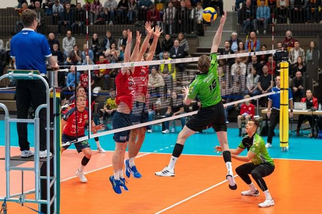 Bonin, Ben Simon VC Bitterfeld Wolfen, 16 in attack, GER, Volleyball, 1 Bundesliga Maenner, BADEN VOLLEYS SSC Karlsruhe vs VC Bitterfeld Wolfen, 07 11 2023, GER, Volleyball, 1 Bundesliga Maenner, BADEN VOLLEYS SSC Karlsruhe vs VC Bitterfeld Wolfen, 07 11 2023 Karlsruhe Copyright: xEibner-Pressefoto StefanxMayerx EP_SMR
