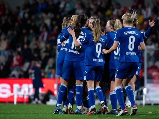 Marta Cazalla Garcia TSG Hoffenheim, 15 , Jill Janssens TSG Hoffenheim, 09 , Paulina Krumbiegel TSG Hoffenheim, 08 , Vanessa Diehm TSG Hoffenheim, 32 , Gia Corley TSG Hoffenheim, 10 celebrate the goal for 1 2, GER, FC Koeln vs TSG 1899 Hoffenheim, Football Google Pixel Womens Bundesliga, 7 Spieltag, Saison 2023 2024, 13 11 2023 DFB regulations prohibit any use of photographs as image sequences and or quasi video GER, FC Koeln vs TSG 1899 Hoffenheim, Fußball Google Pixel Frauen Bundesliga, 7 Spieltag, Saison 2023 2024, 13 11 2023 Muenchen Copyright: xEibner-Pressefoto Memmlerx EP_MMR