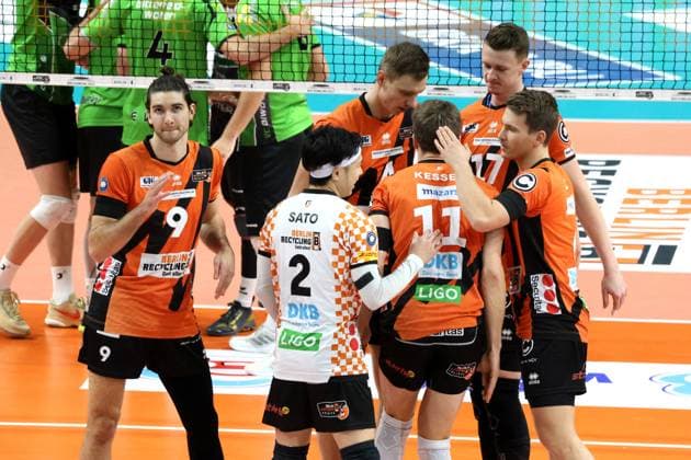 DEU, DVV, 1 VBL, BR Volleys vs Bitterfeld Wolfen, 15 11 2023, Max Schmeling Halle, Berlin, DEU, DVV, 1 VBL, BR Volleys vs Bitterfeld Wolfen, in the picture BR Volleys player circle Photo Juergen Engler nordphoto GmbH nordphotoxGmbHx xEngler nph00076