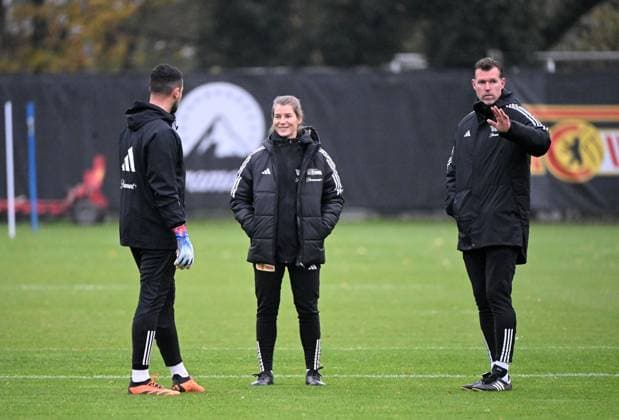 Football, Men, Season 2023 2024, 1 Bundesliga, 1 FC Union Berlin, media training, from left goalkeeper coach Niklas Knezevic 1 FC Union Berlin , co-coach Marie Louise Eta 1 FC Union Berlin , interim coach coach Marco Grote 1 FC Union Berlin , 20 11 2023, Copyright: xMatthiasxKochx