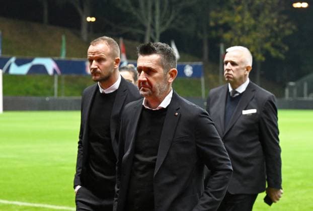 Football, Men, Season 2023 2024, UEFA Champions League Group C, Matchday 5 , SC Sporting Braga 1 FC Union Berlin, Stadium round of 1 FC Union the day before the match, from l Co Coach Danijel Jumic 1 FC Union Berlin , Coach Nenad Bjelica 1 FC Union Berlin , President Dirk Zingler 1 FC Union Berlin , 28 11 2023, Copyright: xMatthiasxKochx