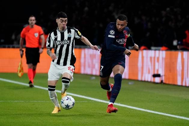 EDITORIAL USE ONLY No use with unauthorised audio, video, data, fixture lists, club league logos or live services. Online in-match use limited to 120 images, no video emulation. No use in betting, games or single club league player publications. Paris Saint-Germain v Newcastle United, UEFA Champions League, Group F, Football, Parc des Princes, Paris, France - 28 Nov 2023 EDITORIAL USE ONLY No use with unauthorised audio, video, data, fixture lists, club league logos or live services. Online in-match use limited to 120 images, no video emulation. No use in betting, games or single club league player publications. Copyright: xDavexWinter Shutterstockx 14232494q