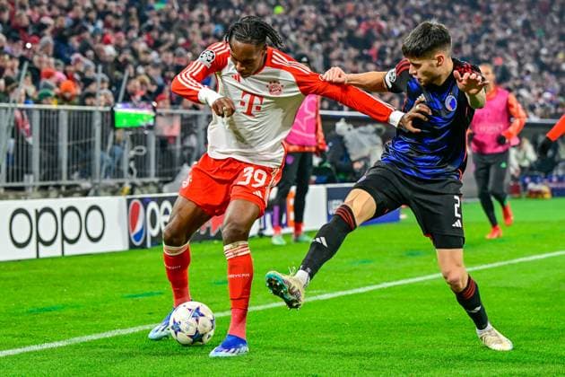 v li Mathys TEL FC Bayern Munich, FCB, 39 Kevin DIKS FC Copenhagen, 2 in duel, duel, tackle, dynamic, action, action, 29 11 2023, Munich Germany , football, UEFA Champions League, group stage, FC Bayern Munich FC Copenhagen xslx
