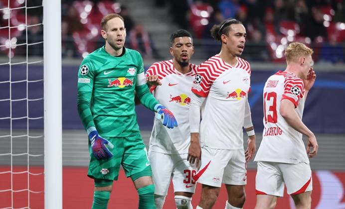RB Leipzig Young Boys Bern Champions League Leipzig, 13 12 2023, Red Bull Arena, Champions League, Group G, Matchday 6 , RB LEIPZIG vs YOUNG BOYS BERN , Pictured from l Goalkeeper Peter Gulacsi 1, RB Leipzig , Benjamin Henrichs 39, RB Leipzig , Yussuf Yurary Poulsen 9, RB Leipzig and Nicolas Seiwald 13, RB Leipzig , Picture Point