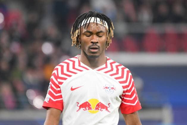 Mohamed Simakan RB Leipzig unhappy RB Leipzig vs BSC Young Boys, Football, Champions League, Preliminary Round, Matchday 6, Season 2023 2024, 13 12 2023 DFB DFL REGULATIONS PROHIBIT ANY USE OF PHOTOGRAPHS AS IMAGE SEQUENCES AND OR QUASI VIDEO RB Leipzig vs BSC Young Boys, Football, Champions League, Preliminary Round, Matchday 6, Season 2023 2024, 13 12 2023 Leipzig Copyright: xEibner-Pressefoto BertxHarzerx EP_BHR