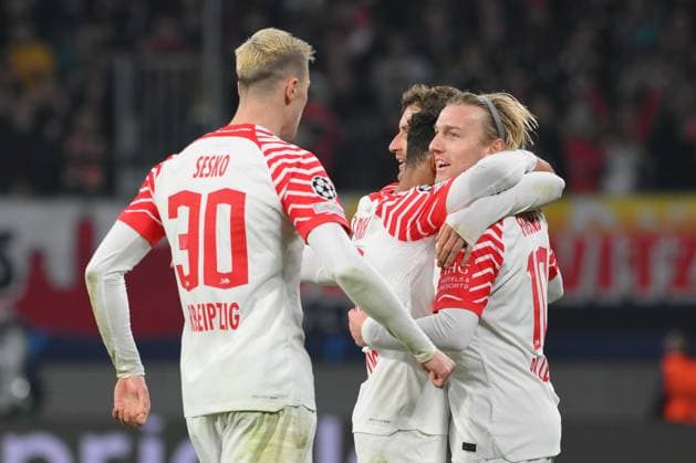 Benjamin Sesko RB Leipzig left , scores the 1 0, Emil Forsberg RB Leipzig right , has just scored the 2 1 RB Leipzig vs BSC Young Boys, Football, Champions League, Preliminary round, Matchday 6, Season 2023 2024, 13 12 2023 DFB DFL REGULATIONS PROHIBIT ANY USE OF PHOTOGRAPHS AS IMAGE SEQUENCES AND OR QUASI VIDEO RB Leipzig vs BSC Young Boys, Football, Champions League, Preliminary Round, Matchday 6, Season 2023 2024, 13 12 2023 Leipzig Copyright: xEibner-Pressefoto BertxHarzerx EP_BHR