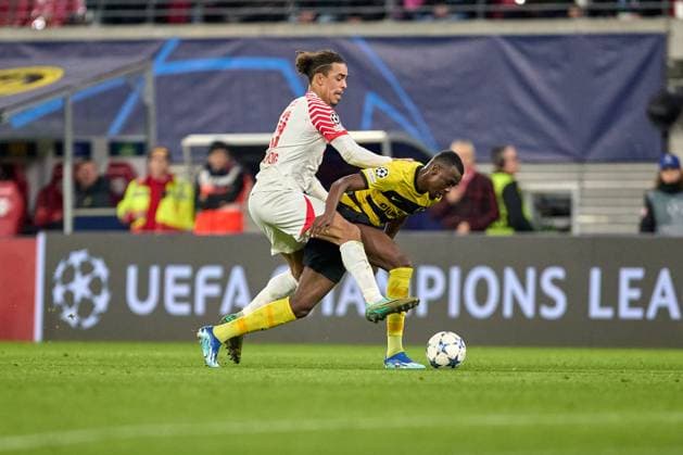 13 12 2023, Football, Men, Champions League, Group stage, 2023 2024, Group G, Matchday 6, RB Leipzig BSC Young Boys Bern Yussuf Poulsen 9, RB Leipzig , free kick, action, with ball, duel Leipzig Red Bull Arena Saxony Germany