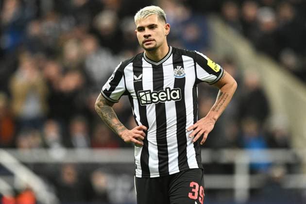Bruno Guimaraes of Newcastle United Newcastle United v AC Milan, UEFA Champions League, Group F, Football, St James Park, Newcastle, UK - 13 Dec 2023 EDITORIAL USE ONLY No use with unauthorised audio, video, data, fixture lists, club league logos or live services. Online in-match use limited to 120 images, no video emulation. No use in betting, games or single club league player publications. Copyright: xRichardxLee Shutterstockx 14254244au