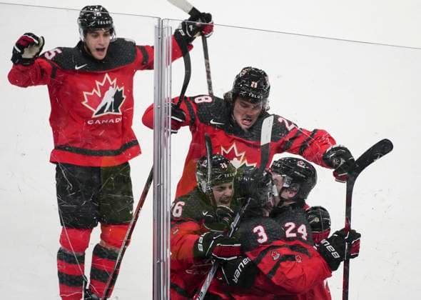 January 2, 2024, GOTHENBURG, SWEDEN: Canada s Jake Furlong (3) celebrates his goal on Czechia with teammates Denton Mateychuk (24), Matthew Savoie (26), Conor Geekie (28) and Matthew Poitras (15) during second period quarterfinal hockey action at the IIHF World Junior Hockey Championship in Gothenburg, Sweden, Tuesday, Jan. 2, 2024. Canada News - January 2, 2024 - ZUMAc35_ 20240102_zaf_c35_012 Copyright: xChristinnexMuschix