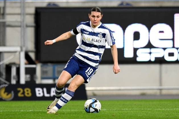 Antonia Halverkamps MSV Duisburg Women GER, MSV Duisburg Women vs 1 FC Nuernberg Women, Football, Bundesliga,11 Matchday Season 2023 2024, 28 01 2024 DFL DFB REGULATIONS PROHIBIT ANY USE OF PHOTOGRAPHS AS IMAGE SEQUENCES AND OR QUASI VIDEO GER, MSV Duisburg Women vs 1 FC Nuernberg Women, Football, Bundesliga,11 Matchday Season 2023 2024, 28 01 2024 Duisburg Copyright: xEibner-Pressefoto ThomasxThienelx EP_TTL