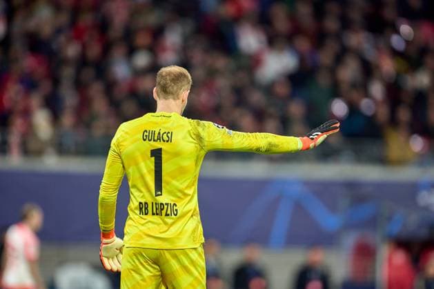 13 02 2024, Football, Men, Champions League, Round of 16, 2023 2024, First leg, RB Leipzig Real Madrid Peter Gulacsi 1, RB Leipzig , rear view, brakes a little Leipzig Red Bull Arena Saxony Germany