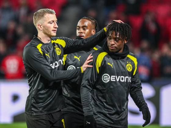 Marco Reus Borussia Dortmund BVB, 11 and Samuel Bamba Borussia Dortmund BVB, 48 , NLD, PSV Eindhoven vs Borussia Dortmund BVB, UEFA Champions League 2023 24 Round of 16, first leg, 20 02 2024, NLD, PSV Eindhoven vs Borussia Dortmund BVB, UEFA Champions League 2023 24 Round of 16, first leg, 20 02 2024, Photo Eibner Pressefoto Gabriel Boia EIndhoven Copyright: xEibner-Pressefoto GabrielxBoiax EP_EER