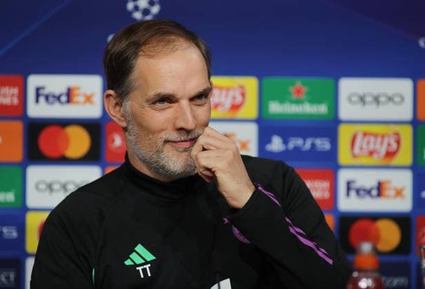 Munich, Germany 04 March 2024 Football, Men, Bundesliga, Season 2023 2024, FC Bayern Munich, Press conference Here in the picture Thomas Tuchel, coach FC Bayern Munich at the press conference, smiling, hand on chin, look