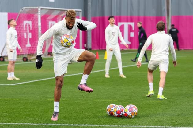 Eric Maxim Choupo Moting FC Bayern Muenchen, 13 with ball, Final training FC Bayern Muenchen, Football, UEFA Champions League, Round of 16 second leg, Season 23 24, 04 03 2024, Final training FC Bayern Muenchen, Football, UEFA Champions League, Round of 16 second leg, Season 23 24, 04 03 2024 Muenchen Copyright: xEibner-Pressefoto JennixMaulx EP_JML