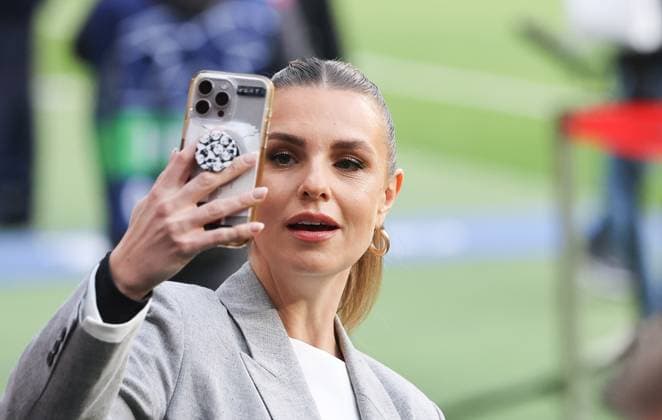 DAZN presenter Laura Wontorra, Atletico Madrid Borussia Dortmund, football, Champions League, quarter-finals, 10 04 2024, 2023 2024, Atletico Madrid Borussia Dortmund, football, Champions League, quarter-finals, 10 04 2024, 2023 2024 Madrid Copyright: xJoergxNiebergall Eibner-Pressefox EP_JNL