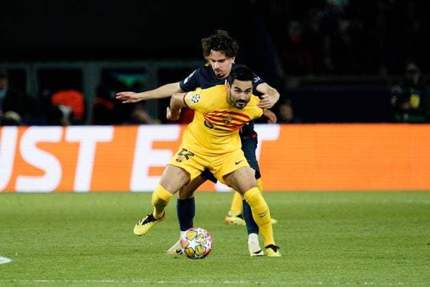 Ilkay Gundogan of Barcelona shields the ball from Vitinha of PSG Paris Saint-Germain v Barcelona, UEFA Champions League, Quarter Final, First Leg, Football, Parc des Princes, Paris, France - 10 Apr 2024 EDITORIAL USE ONLY No use with unauthorised audio, video, data, fixture lists, club league logos or live services. Online in-match use limited to 120 images, no video emulation. No use in betting, games or single club league player publications. Copyright: xDavexWinter Shutterstockx 14424874bq