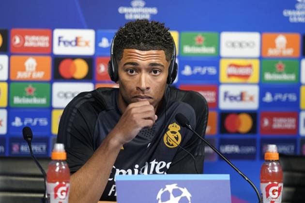 Manchester, England, 16th April 2024. Real Madrid player Jude Bellingham talks at a press conference, PK, Pressekonferenz prior to the Champions League match tomorrow at the Etihad Stadium, Manchester. Picture: Andrew Yates Sportimage EDITORIAL USE ONLY. No use with unauthorised audio, video, data, fixture lists, club league logos or live services. Online in-match use limited to 120 images, no video emulation. No use in betting, games or single club league player publications. SPI-3083-0021
