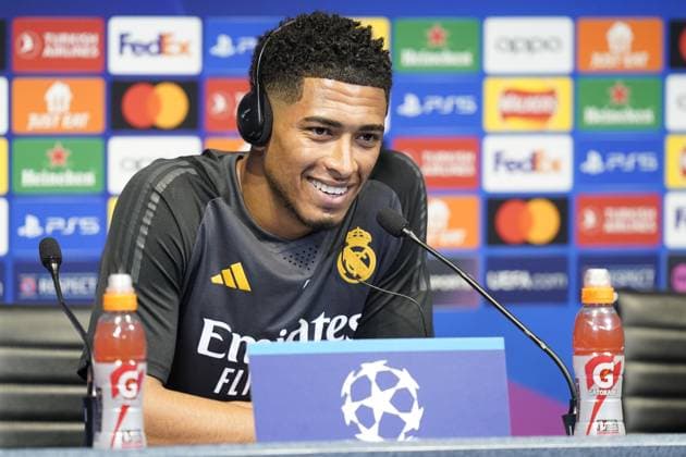 Manchester, England, 16th April 2024. Real Madrid player Jude Bellingham talks at a press conference, PK, Pressekonferenz prior to the Champions League match tomorrow at the Etihad Stadium, Manchester. Picture: Andrew Yates Sportimage EDITORIAL USE ONLY. No use with unauthorised audio, video, data, fixture lists, club league logos or live services. Online in-match use limited to 120 images, no video emulation. No use in betting, games or single club league player publications. SPI-3083-0032