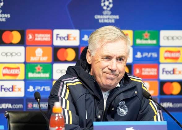 Manchester, England, 16th April 2024. Real Madrid manager Carlo Ancelotti talks at a press conference, PK, Pressekonferenz prior to the Champions League match tomorrow at the Etihad Stadium, Manchester. Picture: Andrew Yates Sportimage EDITORIAL USE ONLY. No use with unauthorised audio, video, data, fixture lists, club league logos or live services. Online in-match use limited to 120 images, no video emulation. No use in betting, games or single club league player publications. SPI-3083-0034