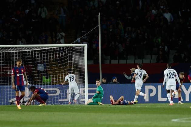 April 16, 2024, Barcelona, Barcelona, SPAIN: Players of FC Barcelona, Barca lamenting during the UEFA Champions League, Quarter-final Second Leg, match played between FC Barcelona and Paris Saint-Germain FC at Estadio Olimpico de Montjuic on April 16, 2024, in Barcelona, Spain. Barcelona SPAIN - ZUMAa181 20240416_zaa_a181_122 Copyright: xIrinaxR.xHipolitox
