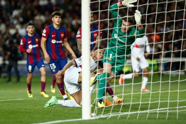 April 16, 2024, Barcelona, Barcelona, SPAIN: Inigo Martinez of FC Barcelona, Barca Kylian Mbappe of PSG and Marc-Andre ter Stegen of FC Barcelona in action during the UEFA Champions League, Quarter-final Second Leg, match played between FC Barcelona and Paris Saint-Germain FC at Estadio Olimpico de Montjuic on April 16, 2024, in Barcelona, Spain. Barcelona SPAIN - ZUMAa181 20240416_zaa_a181_090 Copyright: xIrinaxR.xHipolitox