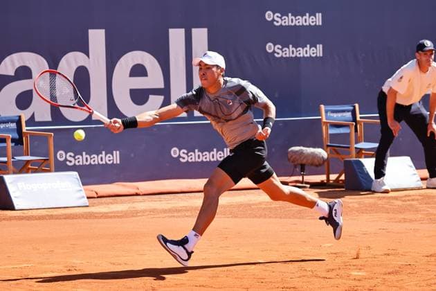 Brandon Nakashima (USA), APRIL16, 2024 - Tennis : Nakashima during singles 2nd round match against Andrey Rublev on the Barcelona Open Banc Sabadell tennis tournament at the Real Club de Tenis de Barcelona in Barcelona, Spain. Noxthirdxpartyxsales (250403750)