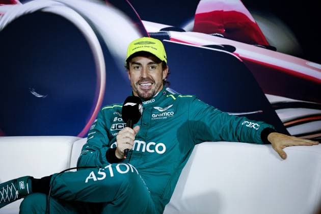 ALONSO Fernando (spa), Aston Martin F1 Team AMR24, portrait press conference, PK, Pressekonferenz during the Formula 1 Lenovo Chinese Grand Prix 2024, 5th round of the 2024 Formula One World Championship, WM, Weltmeisterschaft from April 19 to 21, 2024 on the Shanghai International Circuit, in Shanghai, China - F1 - CHINESE GRAND PRIX 2024 DPPI Panoramic 09231